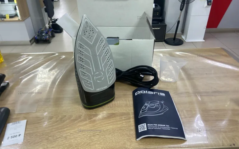 Утюг PIR 2550AK