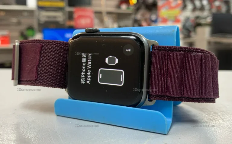 Часы  Apple Watch Series 5 44mm