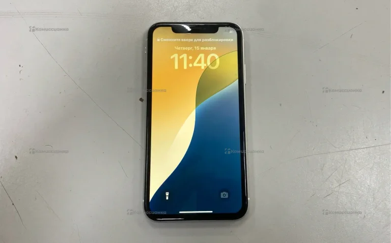 Apple iPhone XR 3/64 ГБ