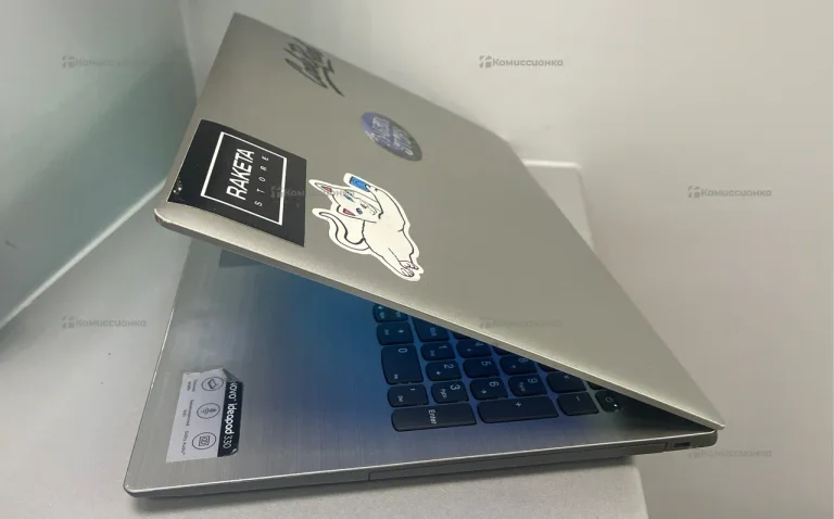 Ноутбук  Lenovo ideapad 330