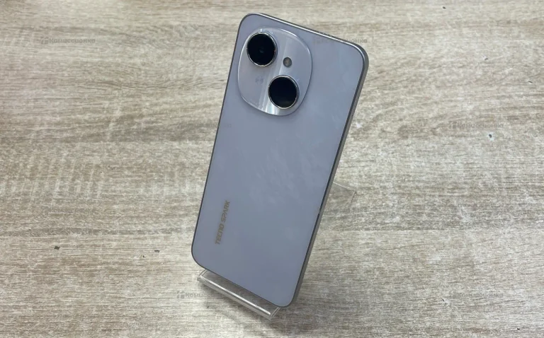 Tecno Spark Go 1 3/64 ГБ
