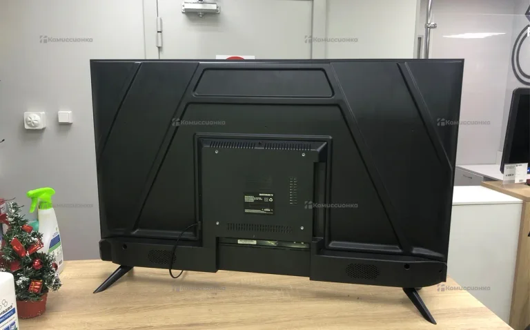 Телевизор  43 Plus TV QN900