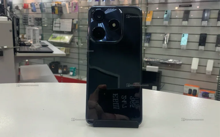 Tecno Spark 10C 4/64 ГБ