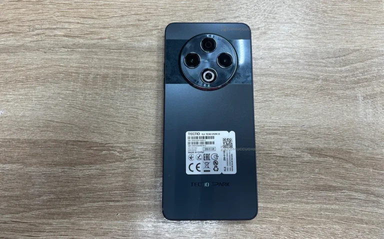 Tecno Spark 30 8/256 ГБ