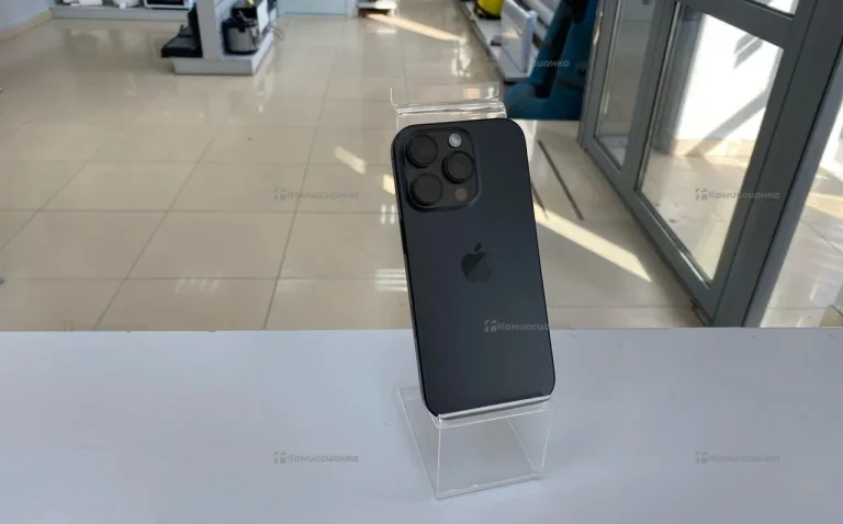 Apple iPhone 16 Pro 8/256 ГБ