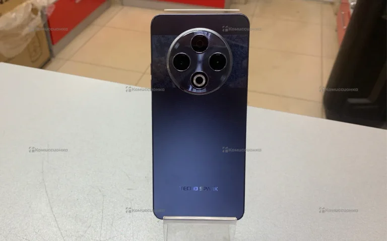 Tecno Spark 30 8/256 ГБ