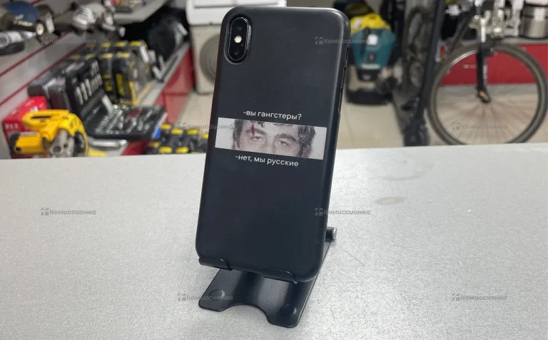 Apple iPhone X 64 ГБ