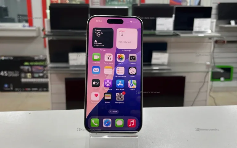 Apple iPhone 15 Pro 8/128 ГБ