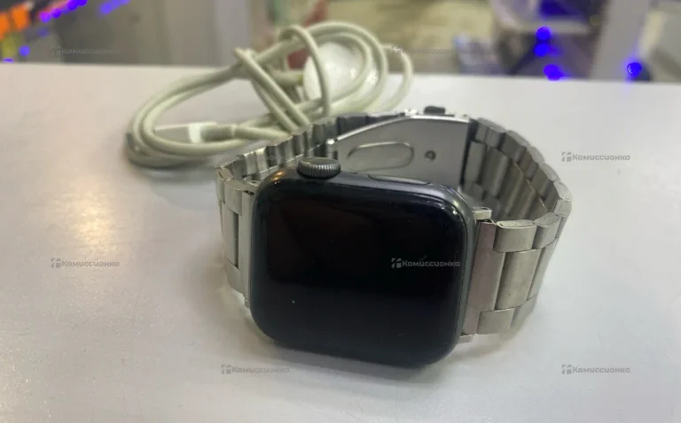 Часы  Apple Watch 6 40mm