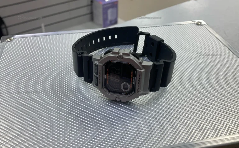 Часы Casio G-Shock WS-1400H