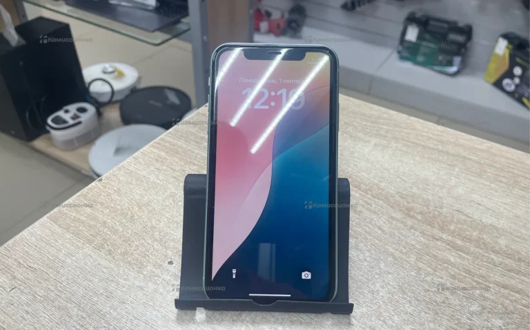Apple IPhone 11 64Gb