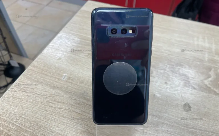 Samsung Galaxy S10e 6/128 ГБ