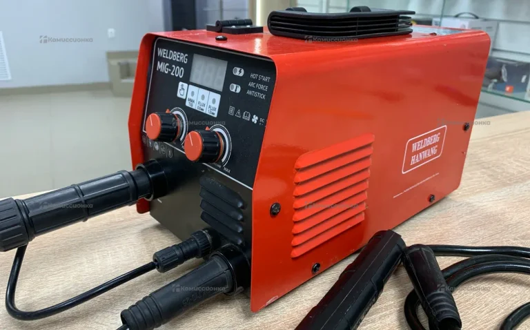 Сварочный аппарат Weldberg MIG-200