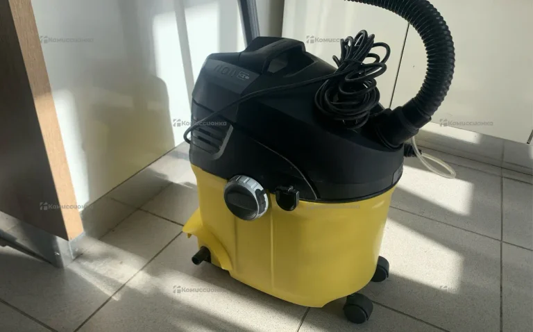Пылесос  Karher 6.100