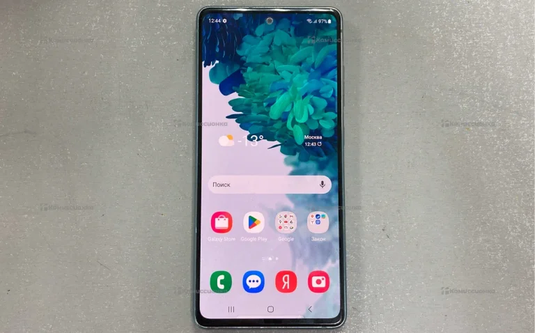 Samsung Galaxy S20 FE 6/128 ГБ