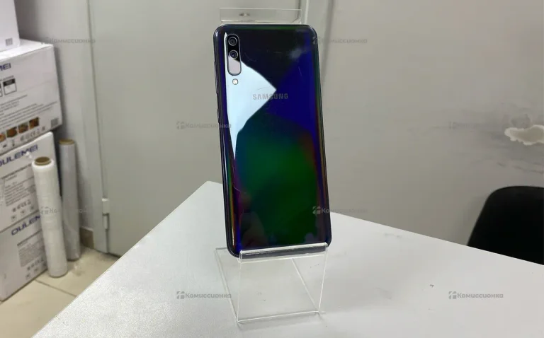 Samsung Galaxy A50 4/64 ГБ
