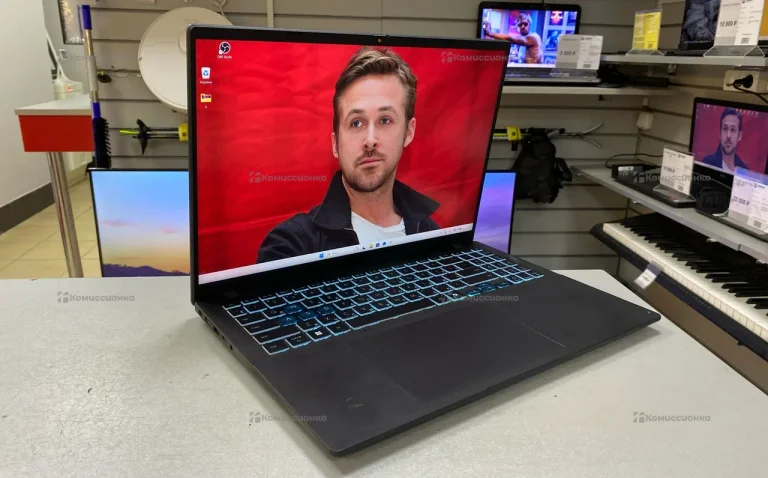 Ноутбук Asus V3607VM270-0EAXB8X20