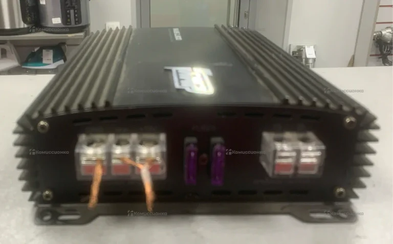 Усилитель  AMP mass 1.800