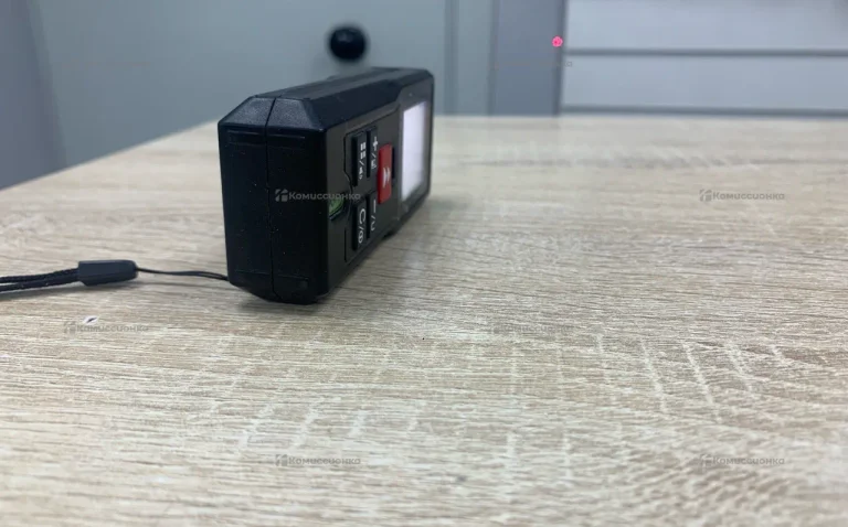 Лазерный дальнометр Ресанта