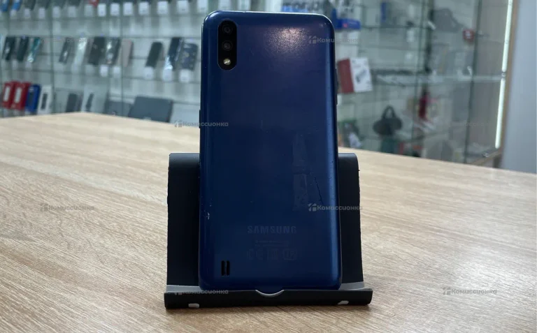 Samsung Galaxy M01 3/32 ГБ