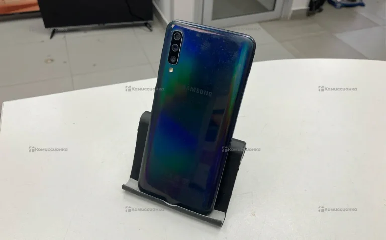 Samsung Galaxy A50 4/64 ГБ
