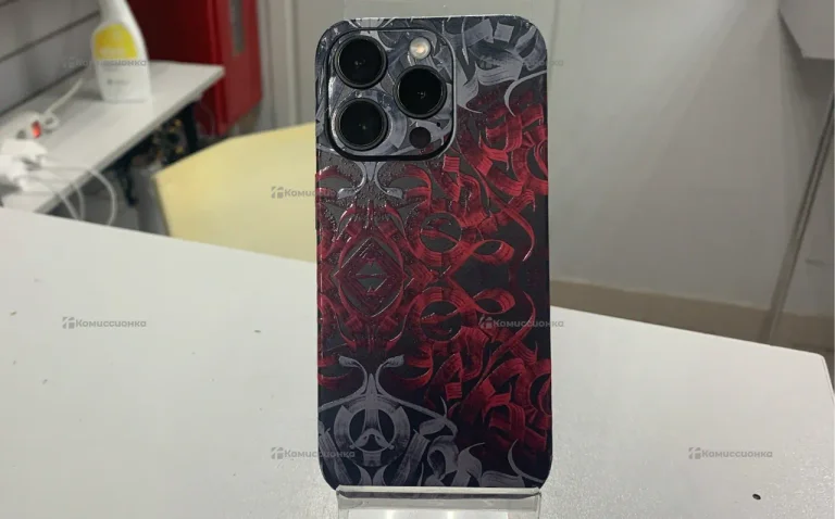 Apple iPhone 15 Pro 8/128 ГБ