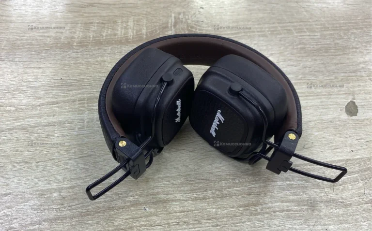 Наушники  Marshall major V