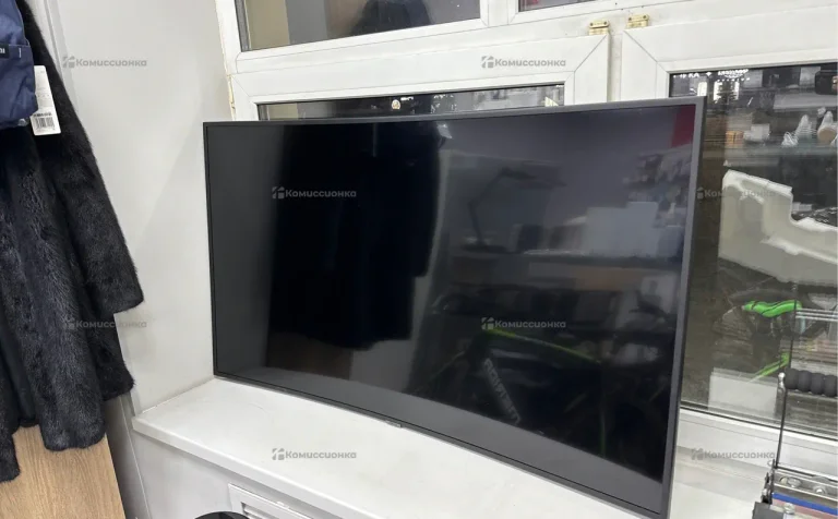 Телевизор Samsung UE55RU7300U