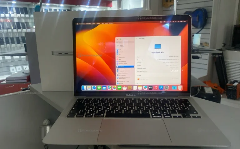 Ноутбук   MacBook Air Retina,13-inch 2020