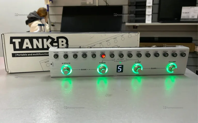 Гитарный процессор Kokko Tank-B