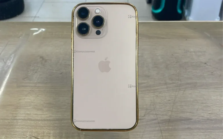 Apple IPhone XR 128 (в корпусе 14 pro)