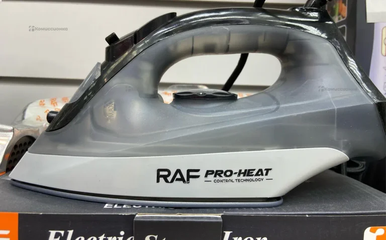 Электрический утюг RAF