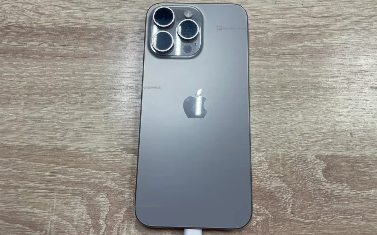 Apple iPhone 15 Pro Max 8/256 ГБ