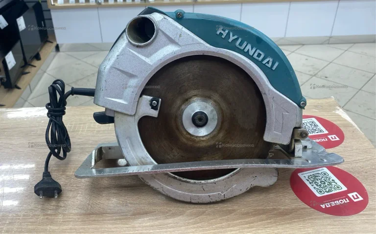 циркулярная пила C1800-210