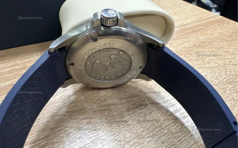 Часы  Longines Conquest GMT