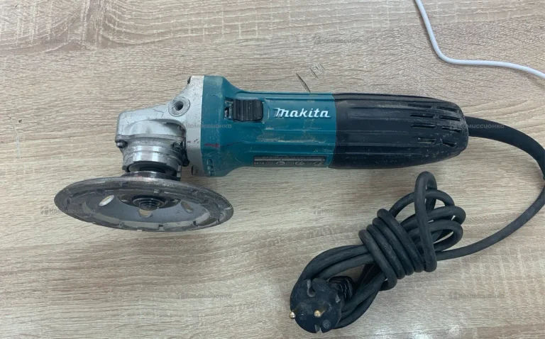 Makita УШМ M14