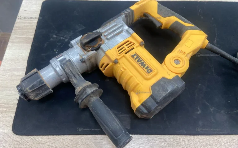 Перфоратор DeWalt (реплика)