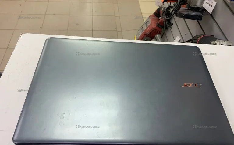 Ноутбук  acer aspire e1-572g