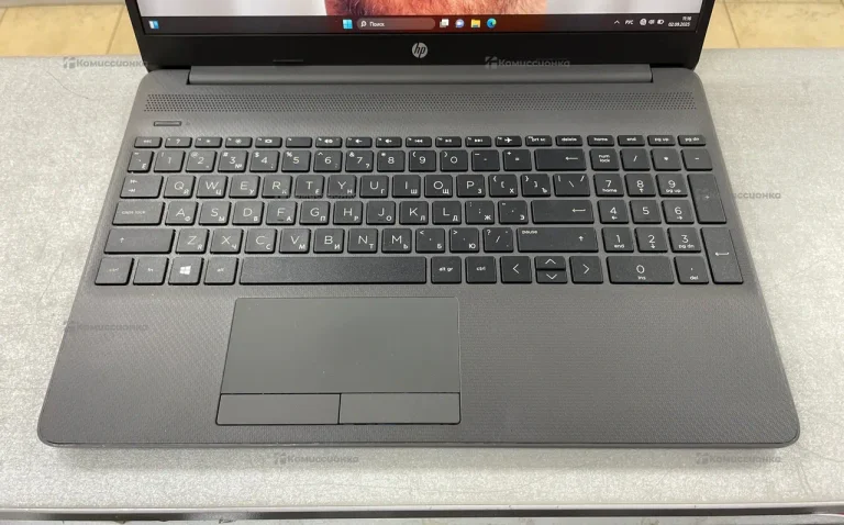 Ноутбук HP 255 G8
