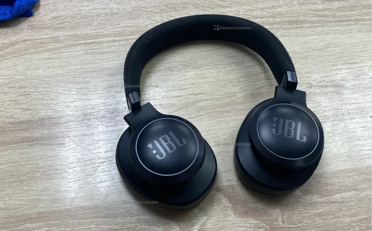 Наушники  JBL Live 770NC