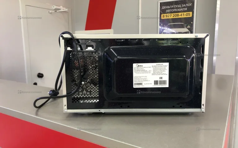 Микроволновая печь  midea mm720c2mv-s