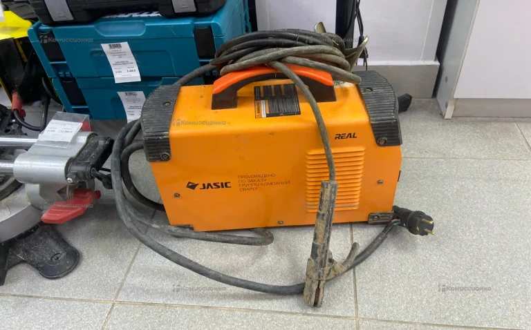 Сварочный аппарат Сваряг real arc 250 (z231)