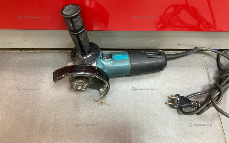 УШМ makita 9555HN