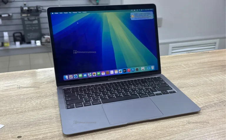 Ноутбук  MacBook Air 13 2020 M1 256