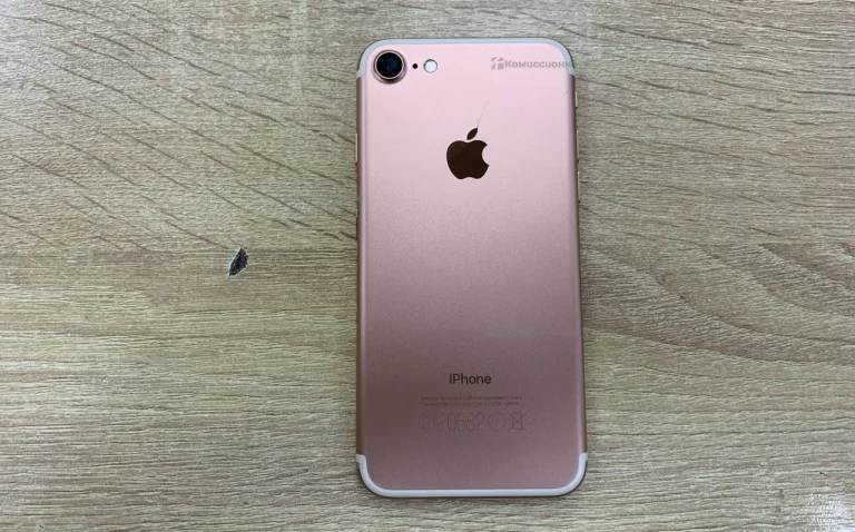 Apple iPhone 7 2/32 ГБ