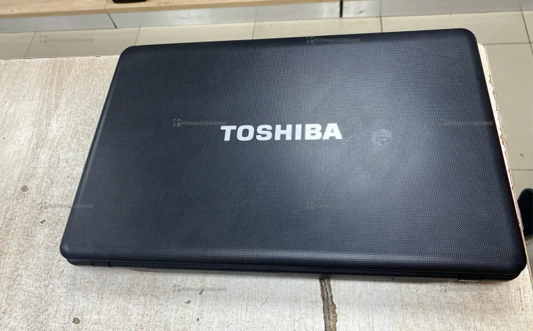 Ноутбук  Toshiba 15.6