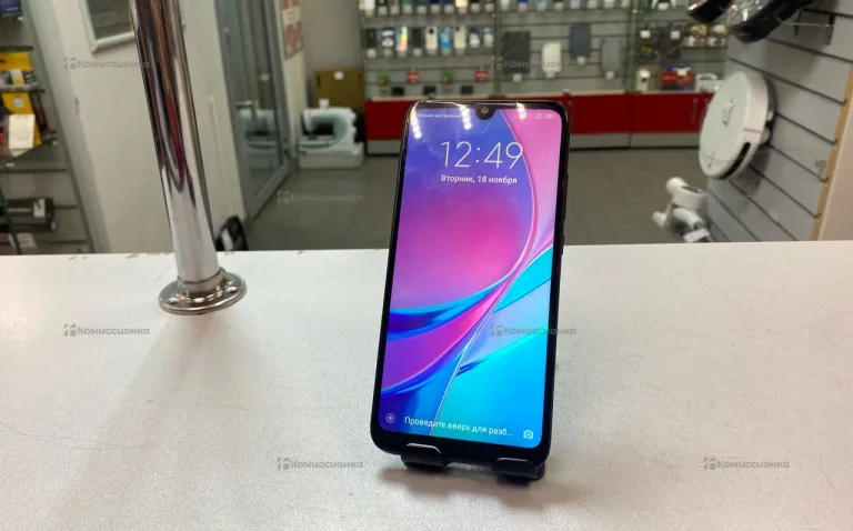 Xiaomi Redmi 7 3/32 ГБ
