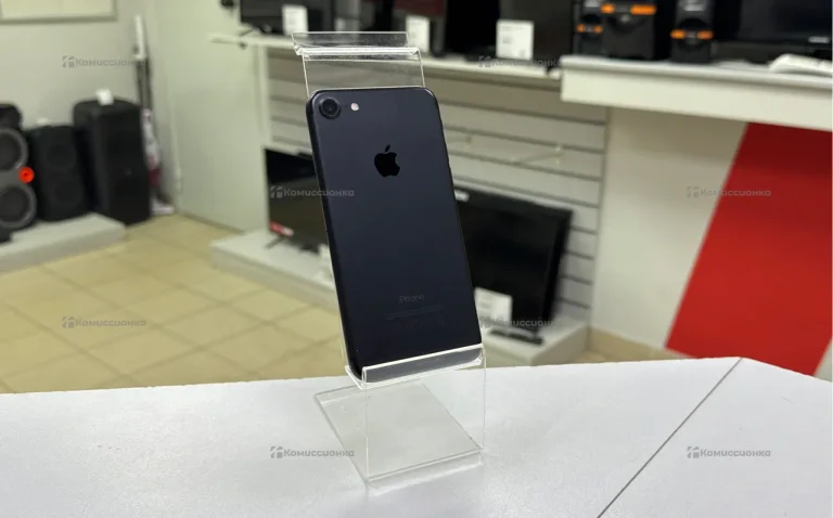 Apple iPhone 7 2/128 ГБ