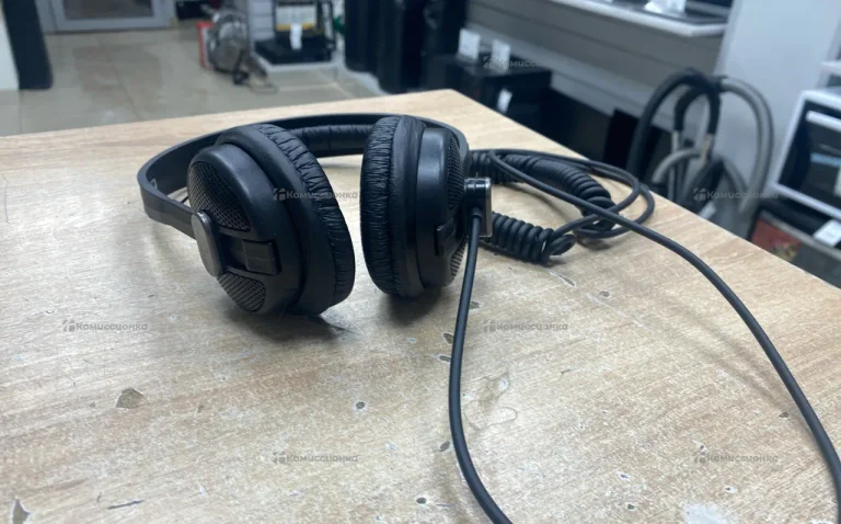 Наушники Behringer HPS5000