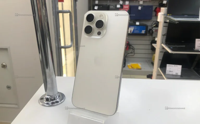 Apple iPhone 15 Pro Max 8/256 ГБ